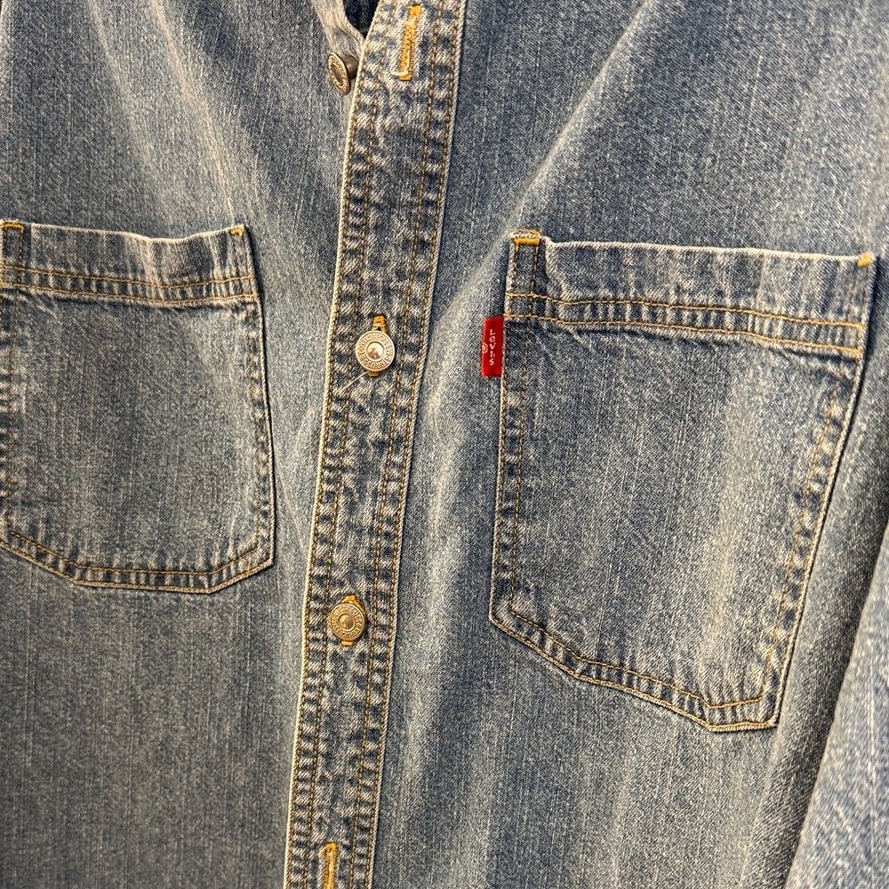Levi's Classic Blue Denim Button Shirt Jacket Size M - Picture 3 of 4